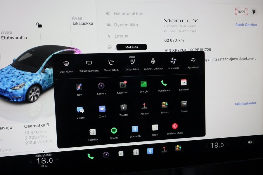 Tesla Model Y vaihtoauto