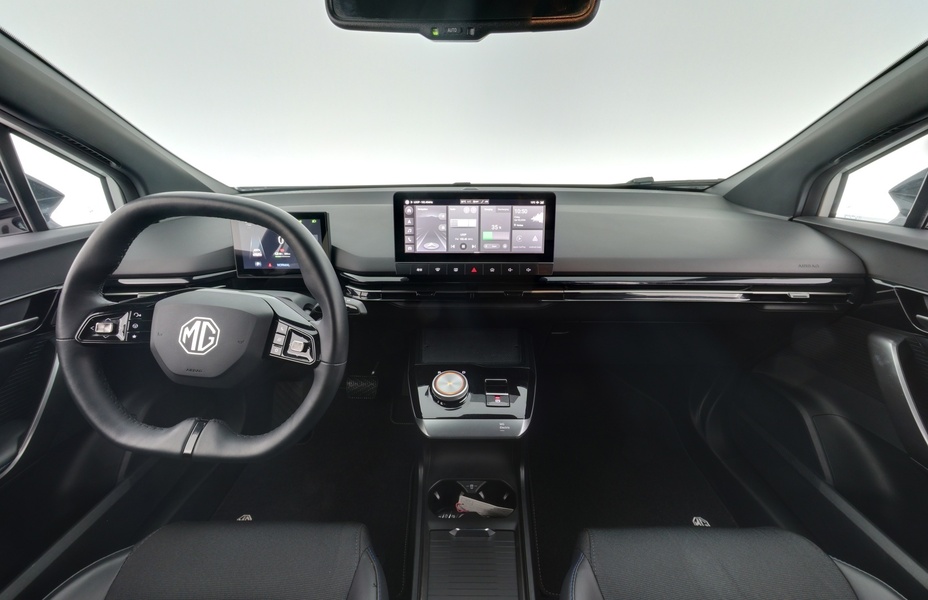MG MG4 vaihtoauto