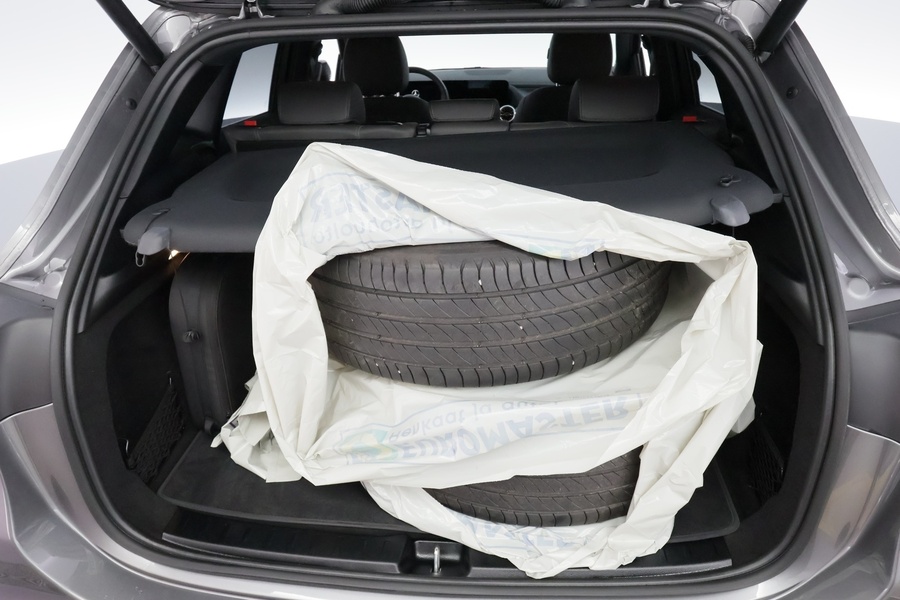 Mercedes-Benz EQA vaihtoauto