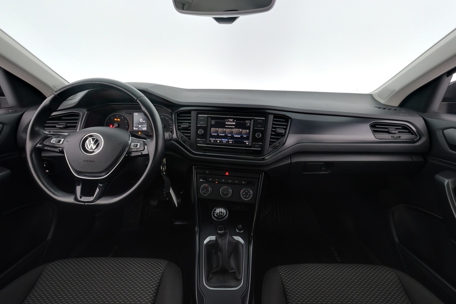 Volkswagen T-Roc vaihtoauto