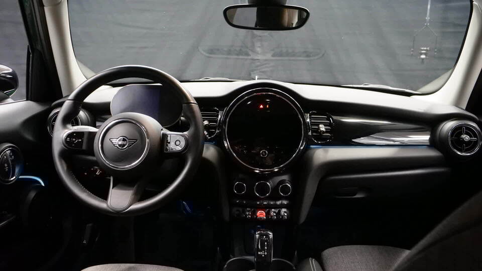 Mini Hatchback vaihtoauto