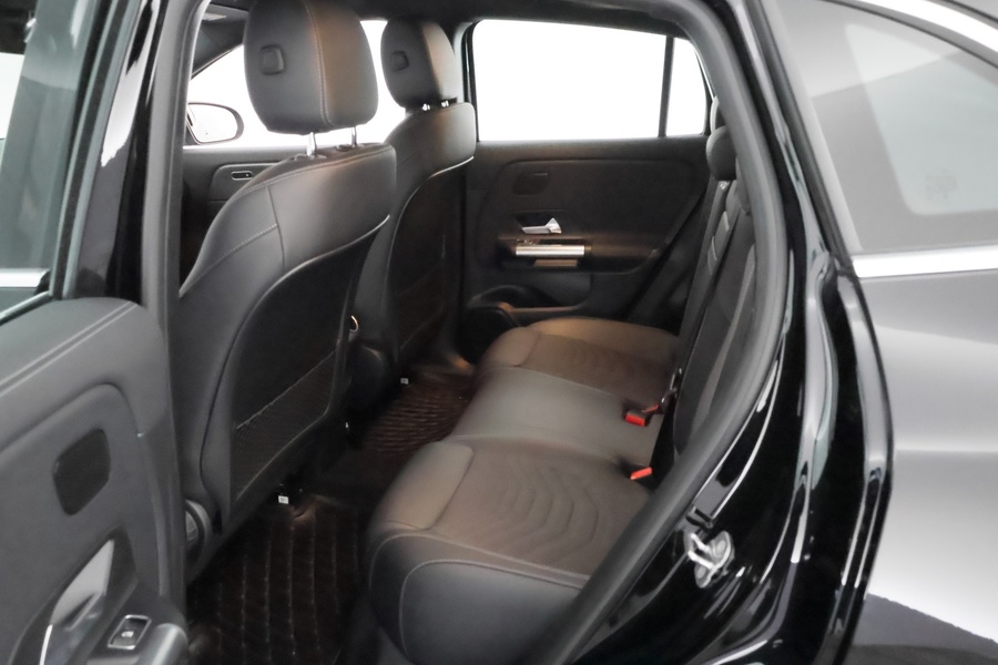 Mercedes-Benz EQA vaihtoauto