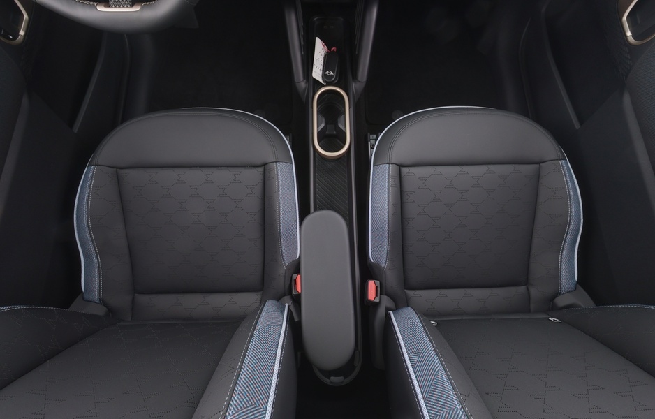 Mini Hatchback vaihtoauto