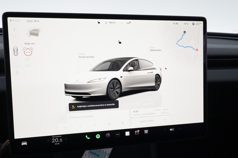 Tesla Model 3 vaihtoauto