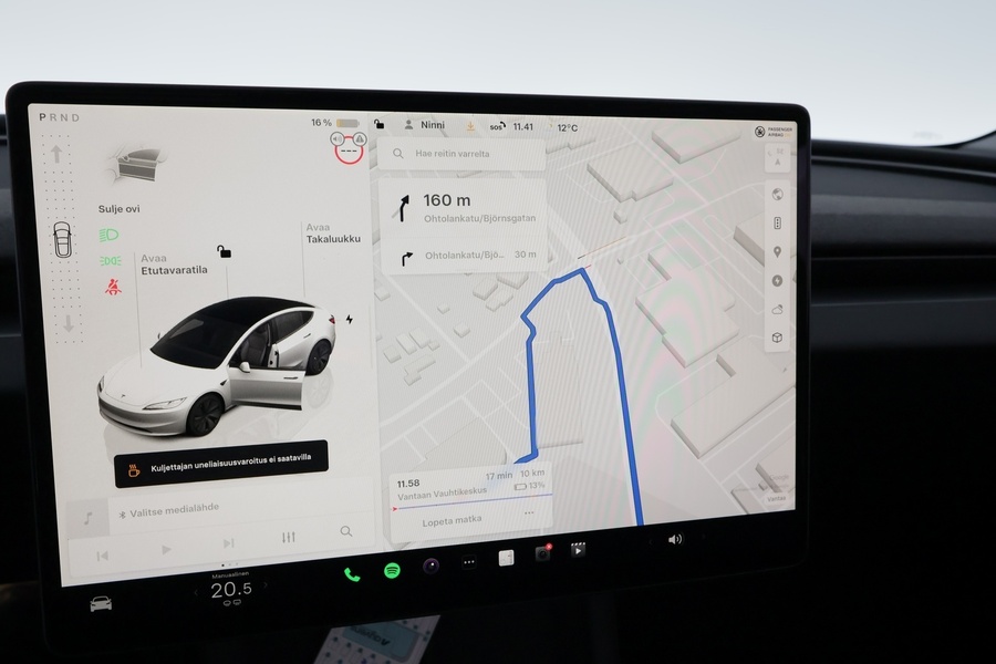 Tesla Model 3 vaihtoauto