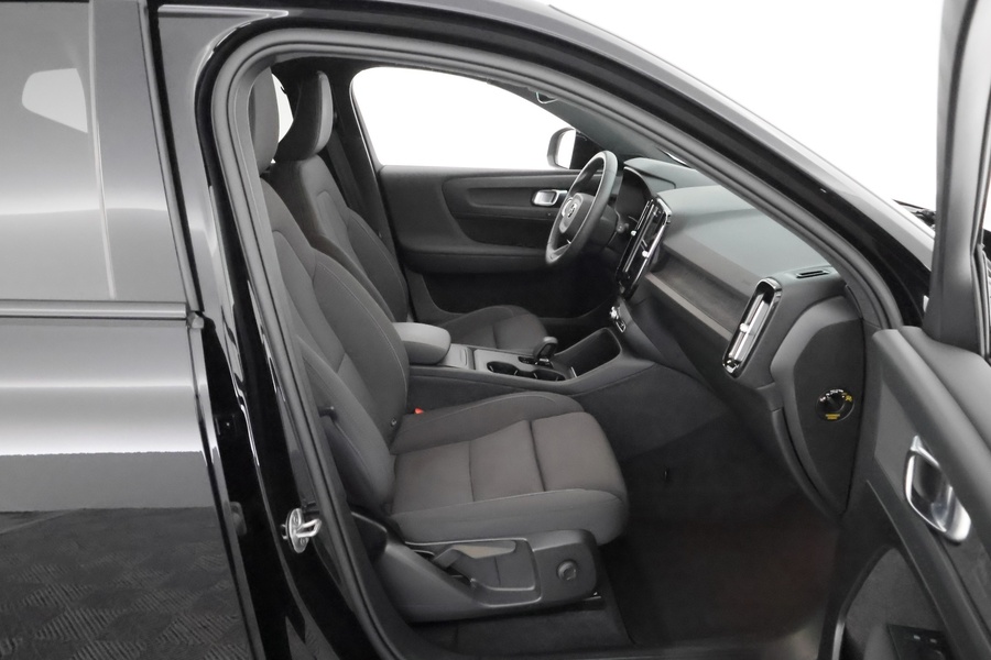 Volvo EX40 vaihtoauto