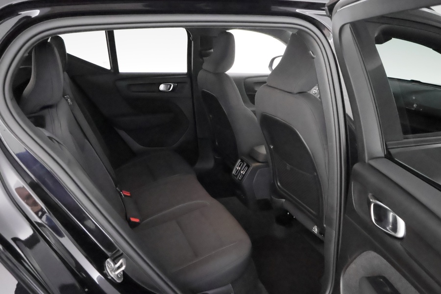 Volvo EX40 vaihtoauto