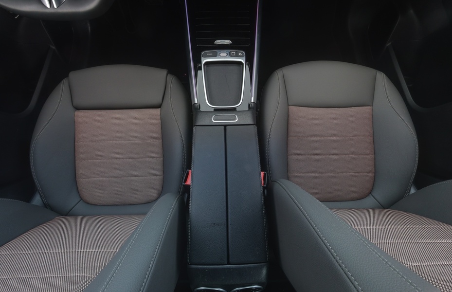 Mercedes-Benz EQA vaihtoauto