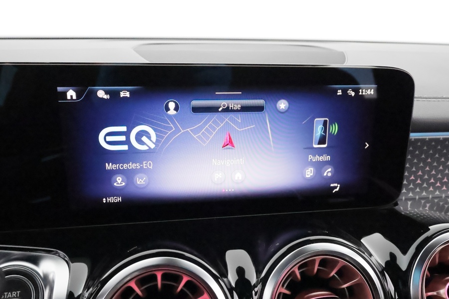 Mercedes-Benz EQB vaihtoauto