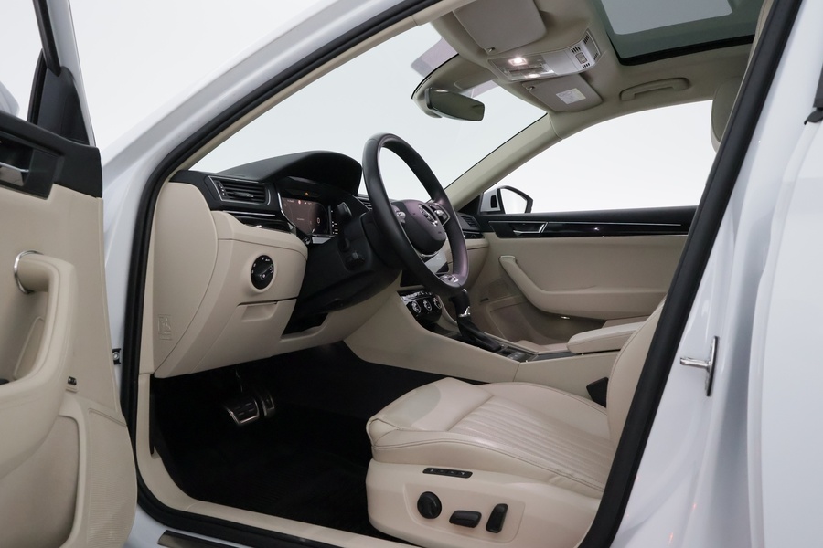 Skoda Superb vaihtoauto