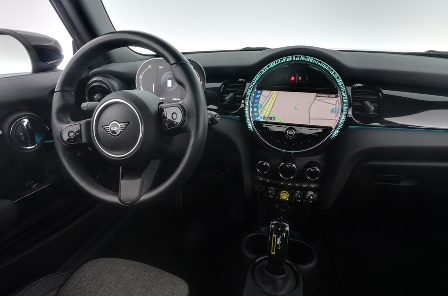 Mini Hatchback vaihtoauto