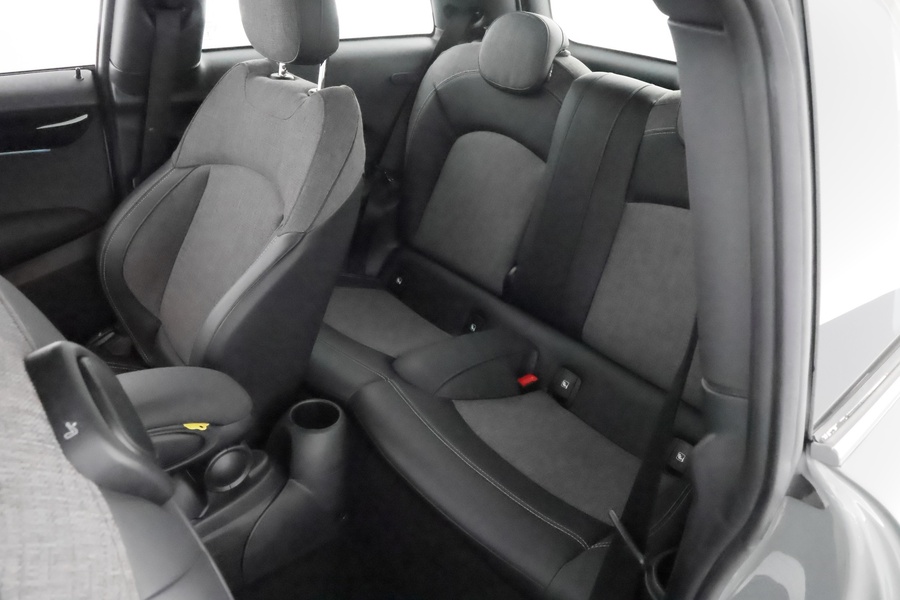 Mini Hatchback vaihtoauto