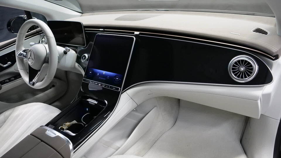 Mercedes-Benz EQS vaihtoauto