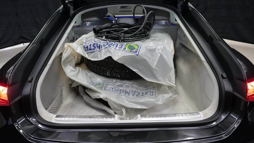 Mercedes-Benz EQS vaihtoauto