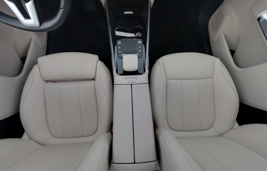 Mercedes-Benz EQB vaihtoauto