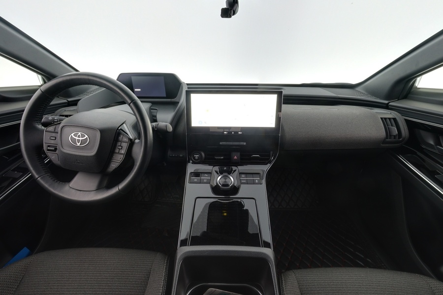 Toyota bZ4X vaihtoauto