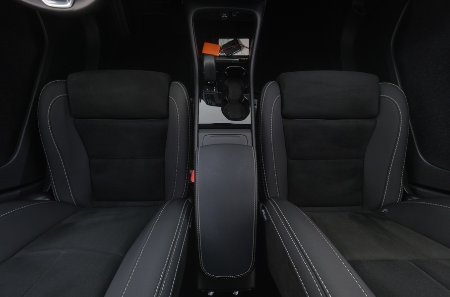 Volvo EC40 vaihtoauto