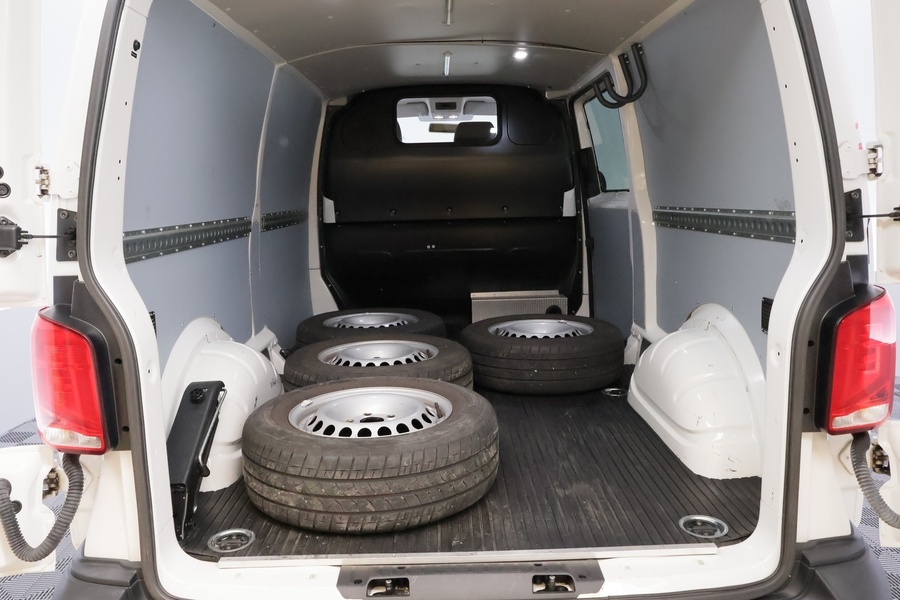 Volkswagen Transporter vaihtoauto