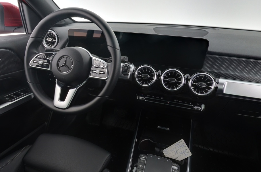 Mercedes-Benz EQB vaihtoauto