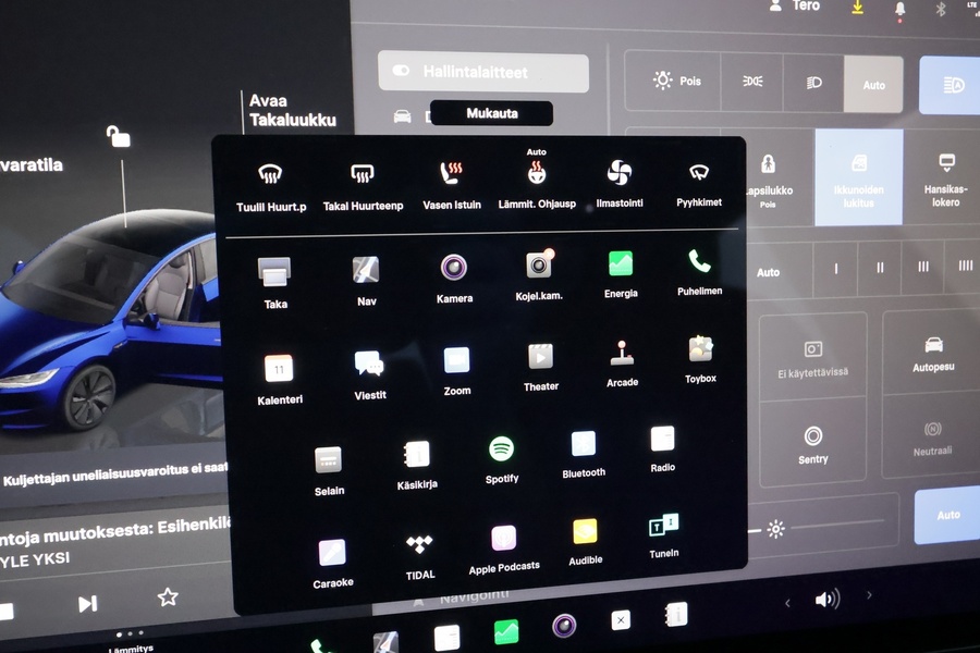 Tesla Model 3 vaihtoauto