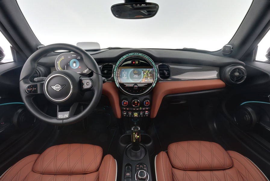 Mini Hatchback vaihtoauto