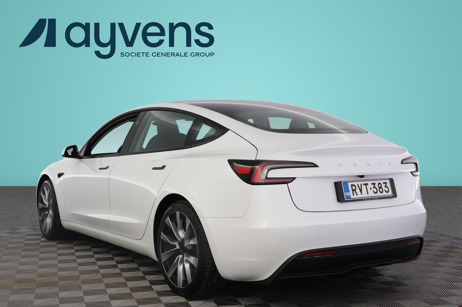 Tesla Model 3 vaihtoauto