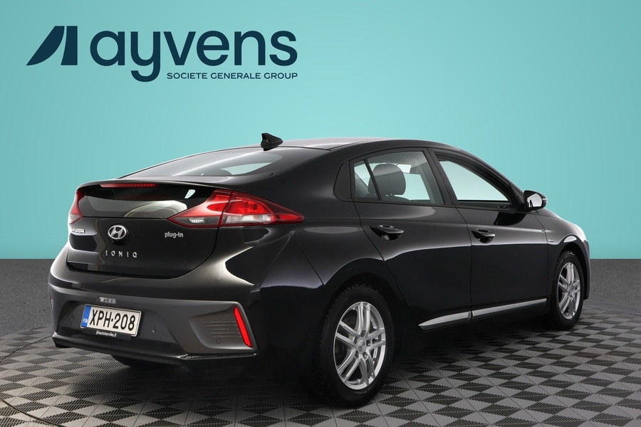 Hyundai IONIQ plug-in vaihtoauto