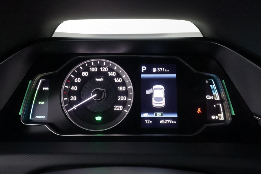 Hyundai IONIQ plug-in vaihtoauto