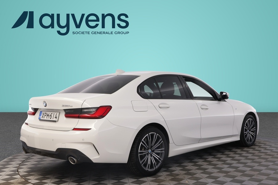 BMW 330 vaihtoauto