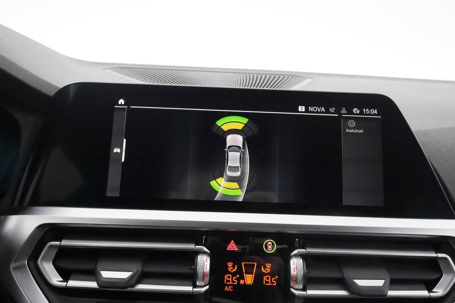 BMW 330 vaihtoauto