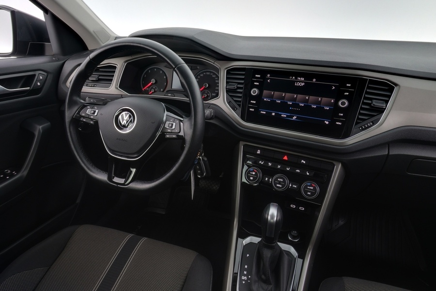 Volkswagen T-Roc vaihtoauto