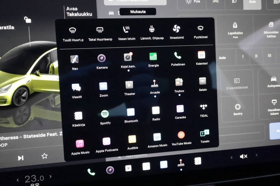 Tesla Model 3 vaihtoauto