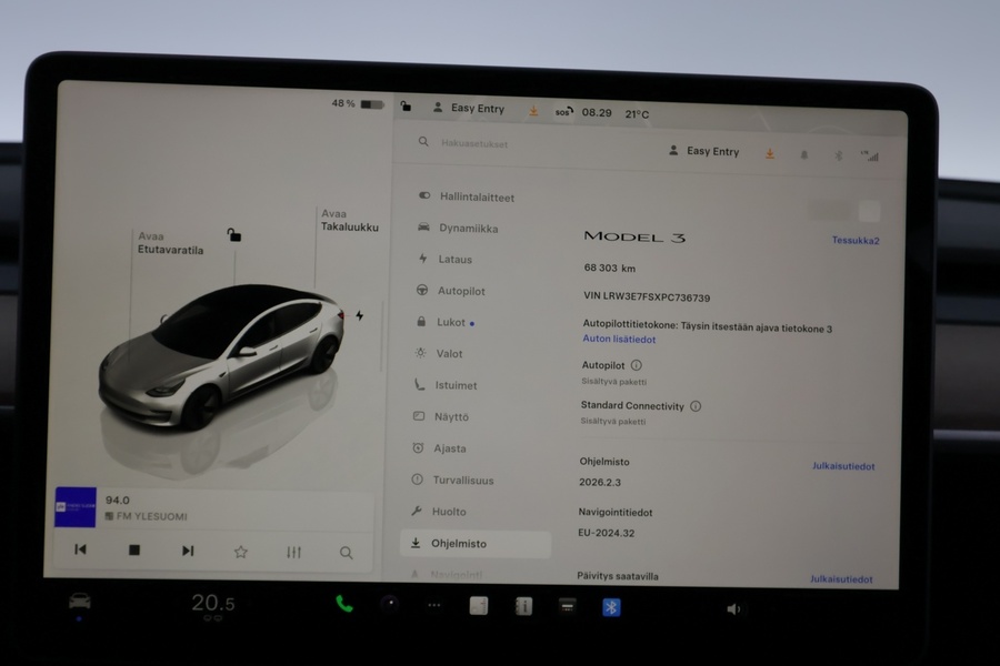 Tesla Model 3 vaihtoauto