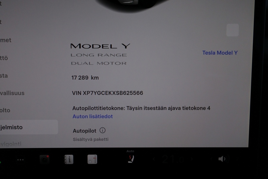 Tesla Model Y vaihtoauto