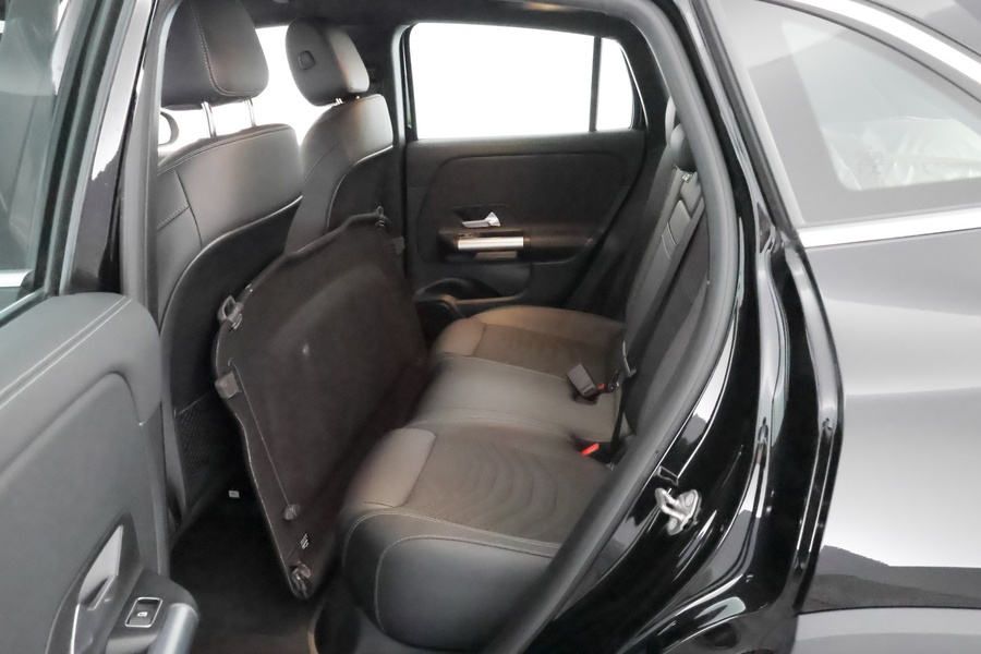 Mercedes-Benz EQA vaihtoauto