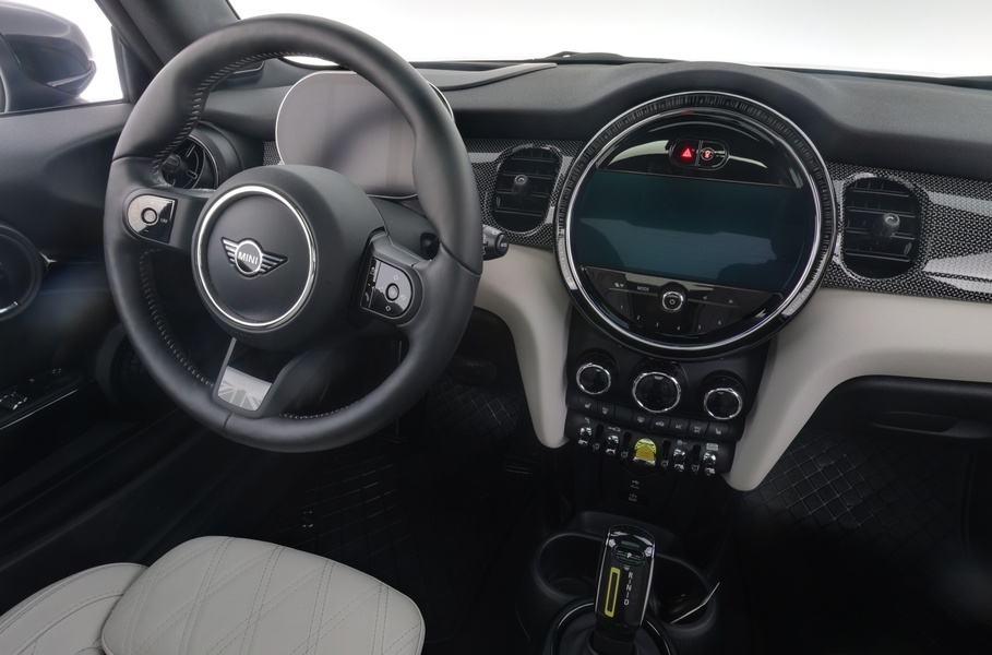 Mini Hatchback vaihtoauto