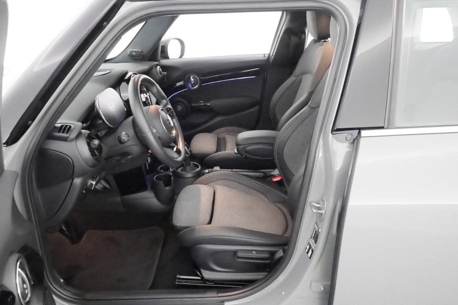 Mini Hatchback vaihtoauto