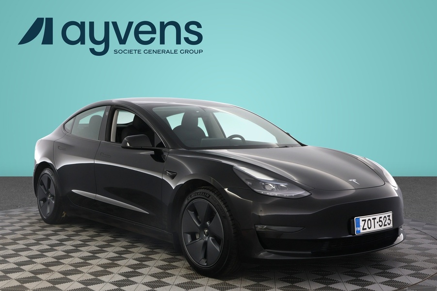Tesla Model 3 vaihtoauto