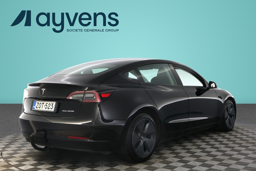 Tesla Model 3 vaihtoauto