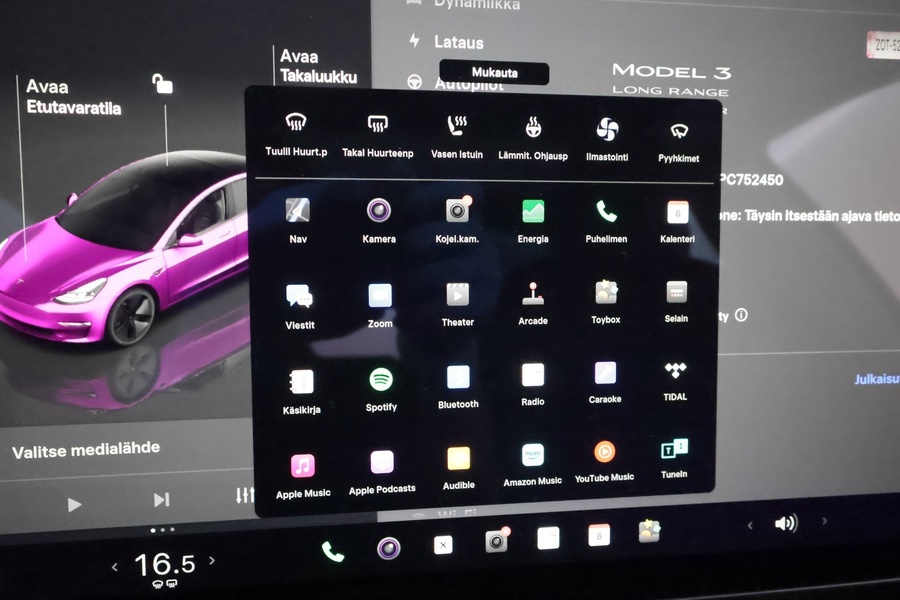 Tesla Model 3 vaihtoauto