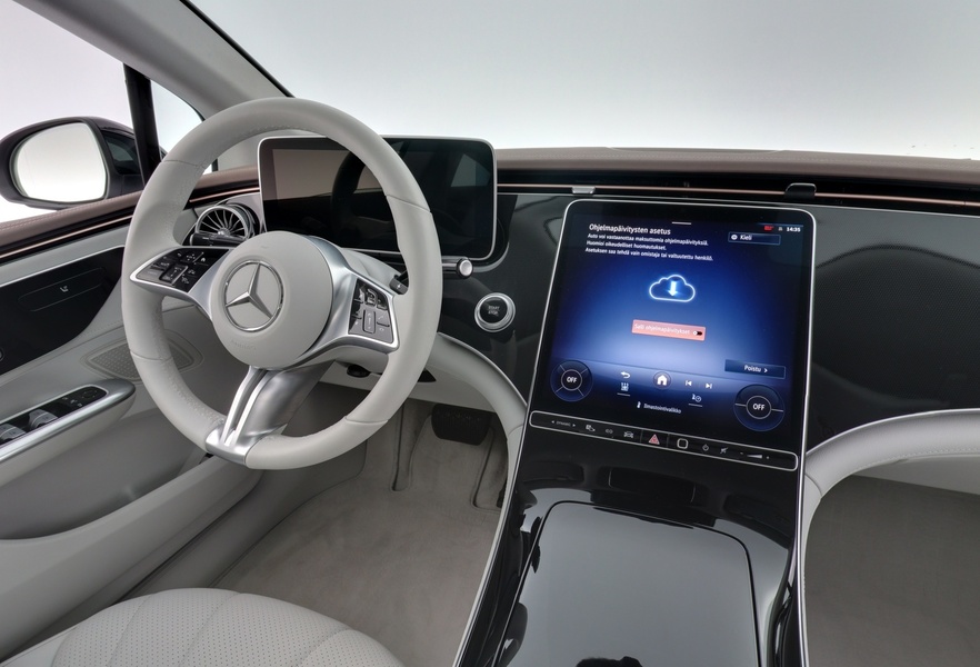 Mercedes-Benz EQE vaihtoauto