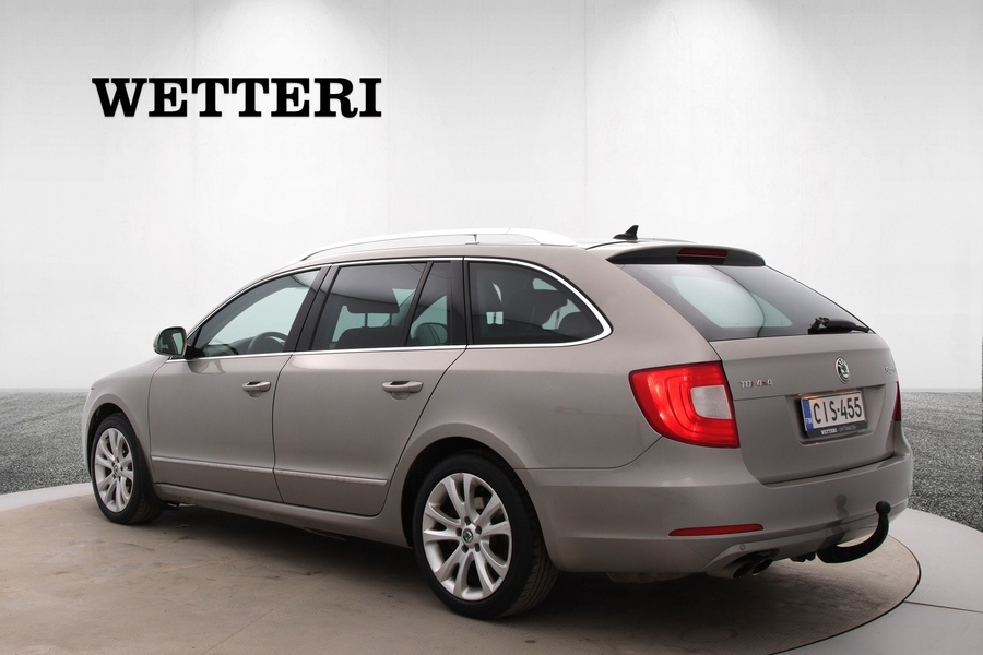 Skoda Superb vaihtoauto