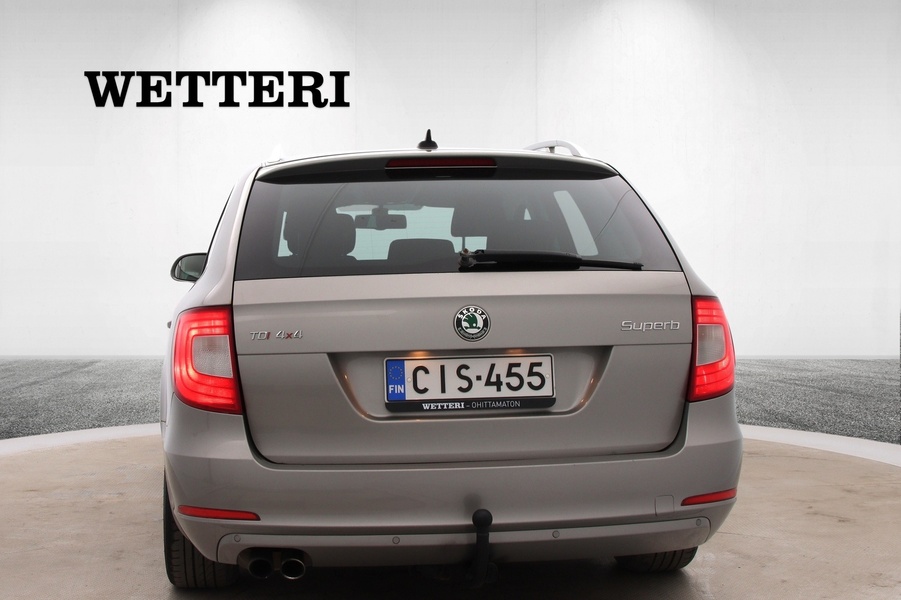 Skoda Superb vaihtoauto