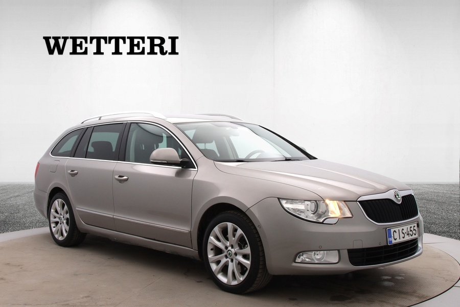 Skoda Superb vaihtoauto