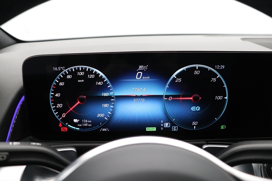 Mercedes-Benz EQB vaihtoauto