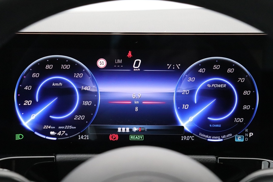 Mercedes-Benz EQA vaihtoauto