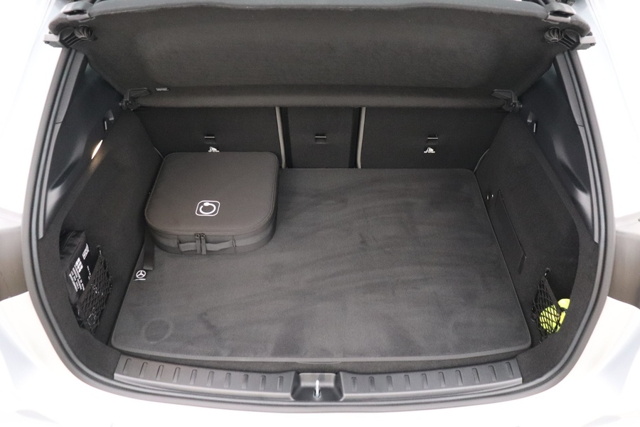 Mercedes-Benz EQA vaihtoauto