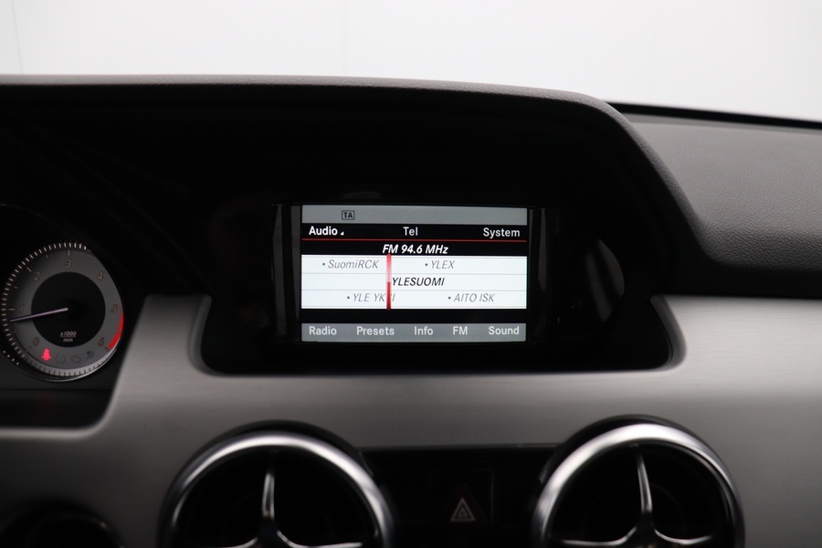 Mercedes-Benz GLK vaihtoauto