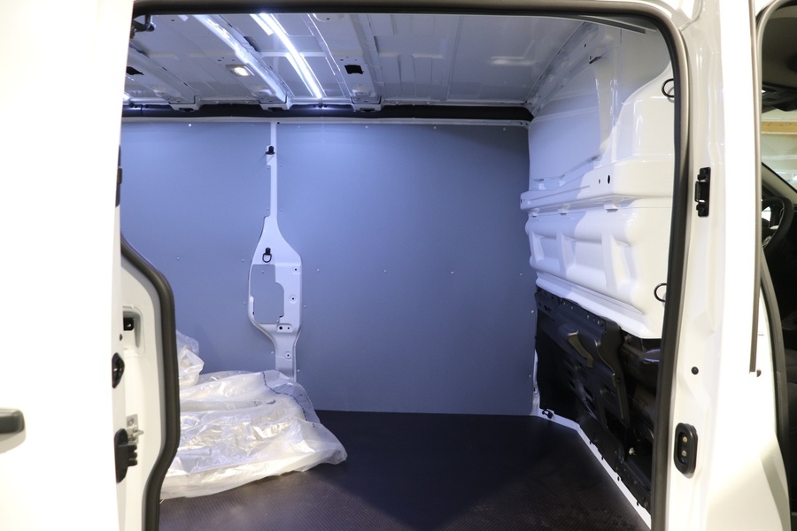 Nissan Primastar vaihtoauto