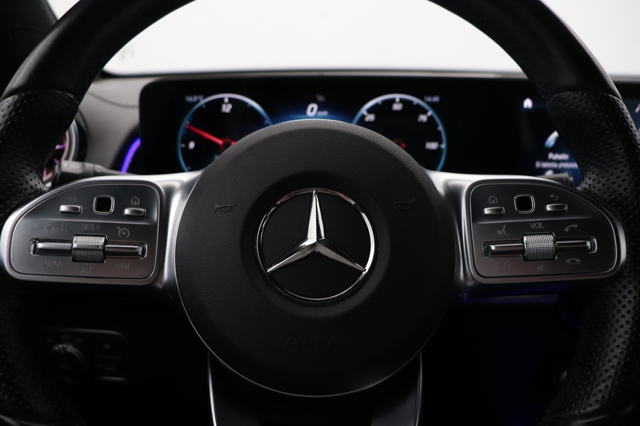 Mercedes-Benz EQB vaihtoauto